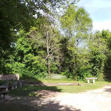Campingplatz Sarl A Faire A Cheval Parzac